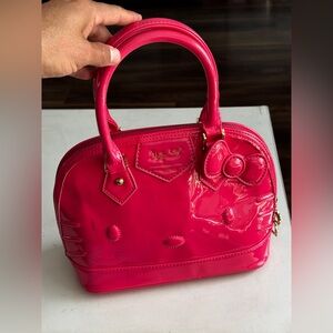 SUPER RARE Patent Pink Hello Kitty SANRIO Alma Bag